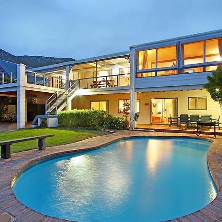 סקרבורו Atlantic Dream Beachfront Villa מראה חיצוני תמונה