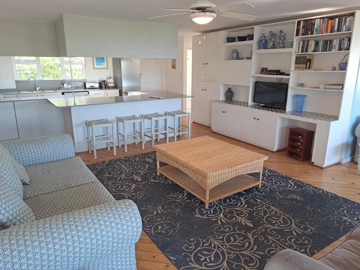 סקרבורו Atlantic Dream Beachfront Villa מראה חיצוני תמונה